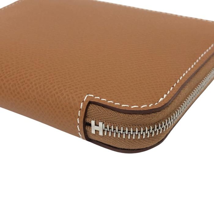 HERMES エルメス アザップ シルクイン コンパクト 二つ折り財布 レザー ゴールド（キャメル系）シルバー金具 W刻印【中古】【新品同様】【美品】レディースの画像