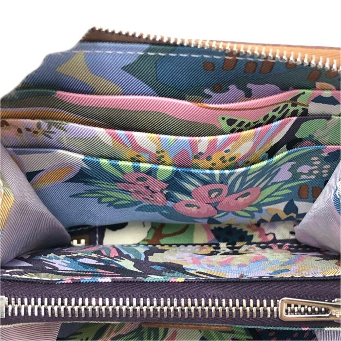 HERMES エルメス アザップ シルクイン コンパクト 二つ折り財布 レザー ゴールド（キャメル系）シルバー金具 W刻印【中古】【新品同様】【美品】レディースの画像