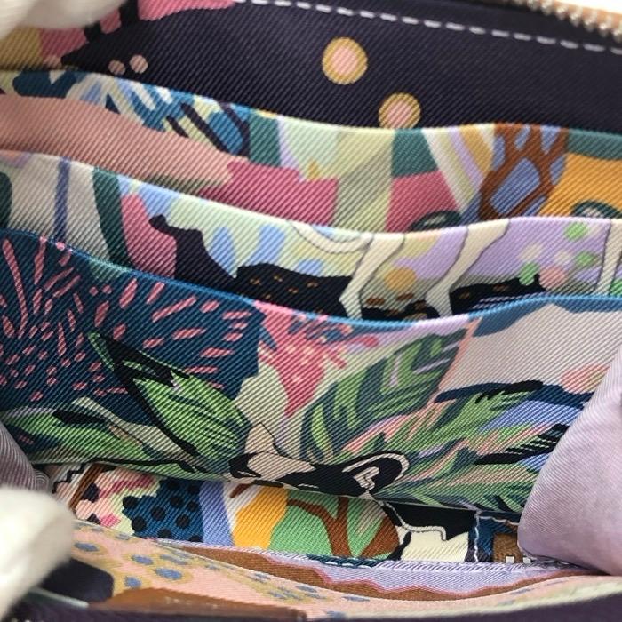 HERMES エルメス アザップ シルクイン コンパクト 二つ折り財布 レザー ゴールド（キャメル系）シルバー金具 W刻印【中古】【新品同様】【美品】レディースの画像