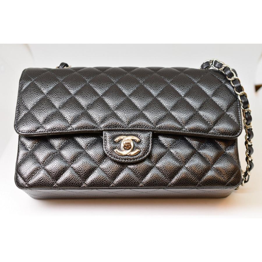 CHANEL（シャネル） 未使用 ショルダーバッグ ダブルフラップ