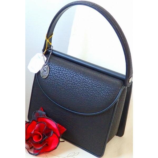 日本製 ファッション レディースファッション シャーク コンパクトサイズ 喪 祝対応 フォーマルバッグ ブラック