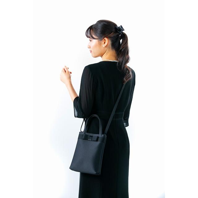 IWASA 岩佐 イワサ 希少フォーマルショルダー 2way仕様 軽量 縦型