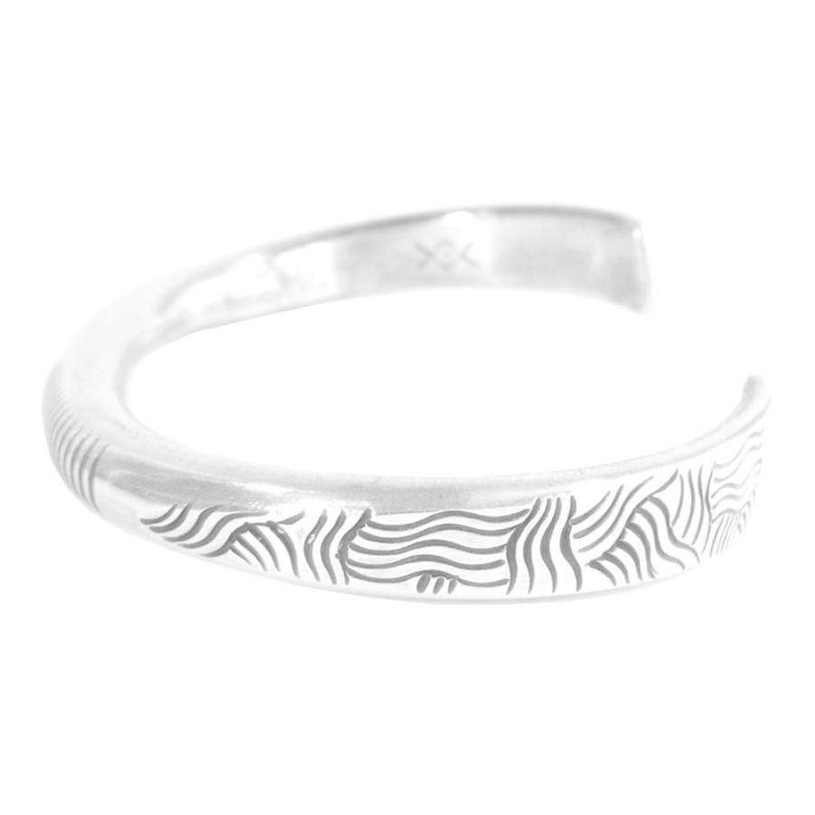 バングル ノーバートペシュラカイ シルバー 話し中