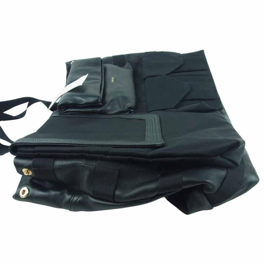 サカイ(sacai) レザー マルチポケットトートバッグ 21-0268S サカイ(sacai) レザー マルチポケットトートバッグ 21-0268S