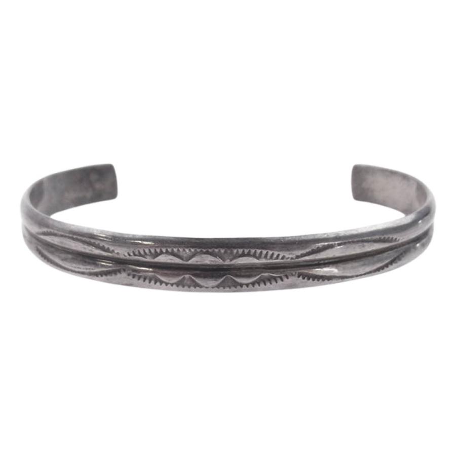 navajo ナバホ　バングル　Sterling silver 925 スタンプ ナバホ navajo BANGLE スタンプ バングル シルバー系【中古