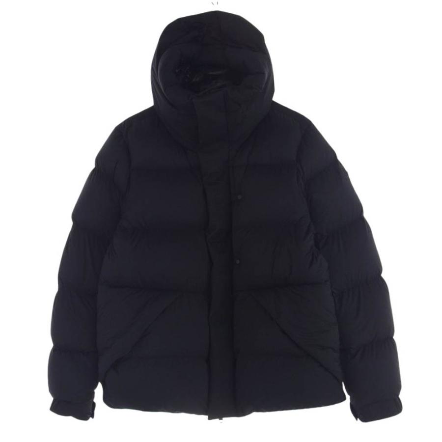 MONCLER モンクレール MADEIRA GIUBBOTTO ダウンジャケット MONCLER モンクレール MADEIRA GIUBBOTTO ダウンジャケット