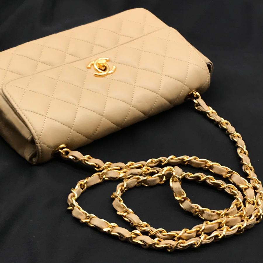CHANEL シャネル ココマーク ミニ マトラッセ ターンロック CHANEL シャネル ココマーク ミニ マトラッセ ターンロック