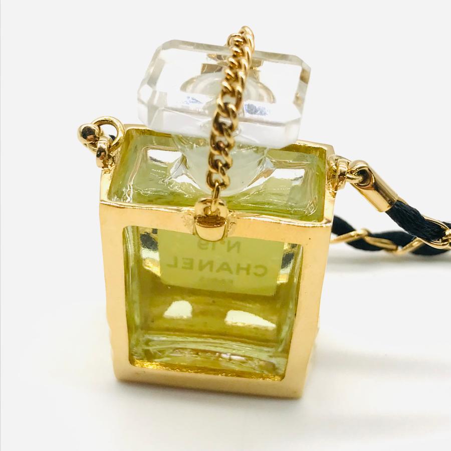 CHANEL シャネル 香水 ネックレス リボン NO19 ゴールド CHANEL シャネル 香水 ネックレス リボン NO19 ゴールド