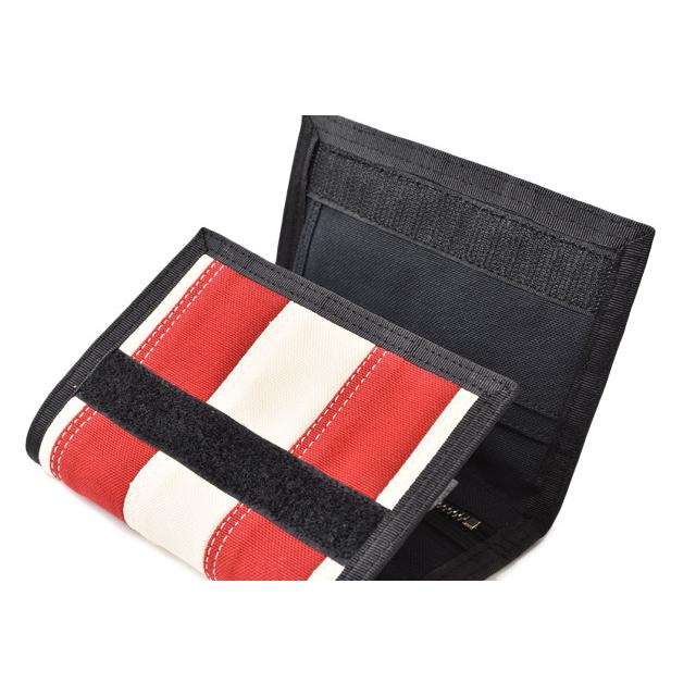 Yves Saint Laurent サンローラン 折財布/チェーンウォレット Yves Saint Laurent サンローラン 折財布/チェーンウォレット