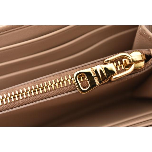 miu miu（ミュウミュウ） 財布 未使用 長財布 5MH1109 MATELASSE
