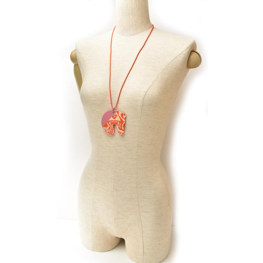 定価119900円 新品未使用 HERMES クッション タッタソール 定価119900円 新品未使用 HERMES クッション タッタソール エルメス