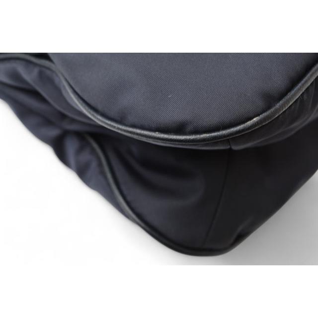 プラダ ショルダーバッグ美品  - BR4894 PRADA（プラダ） ショルダーバッグ ナイロン BR4894 ブラック ロゴ