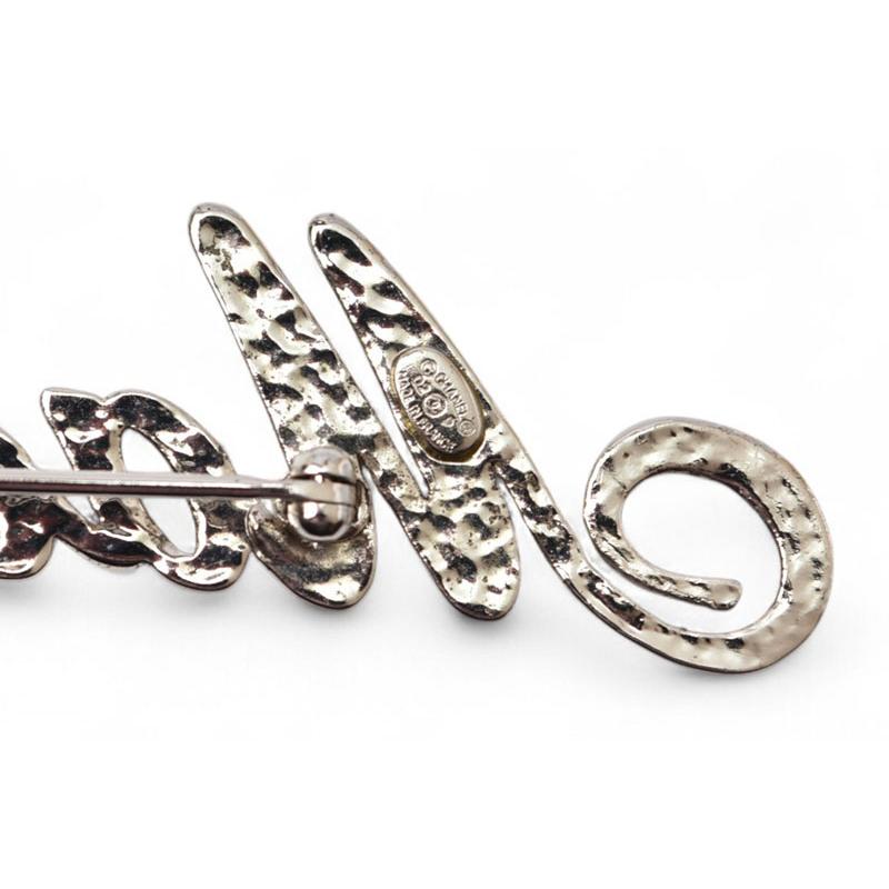 CHANEL（シャネル） ブローチ ピンブローチ マドモアゼル/ロゴ ライン