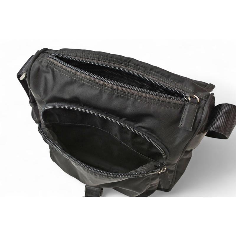 プラダ ショルダーバッグ PRADA クロスボディバッグ ナイロン ブラック BT0173【中古】 PRADA（プラダ） ショルダーバッグ クロスボディバッグ ナイロン