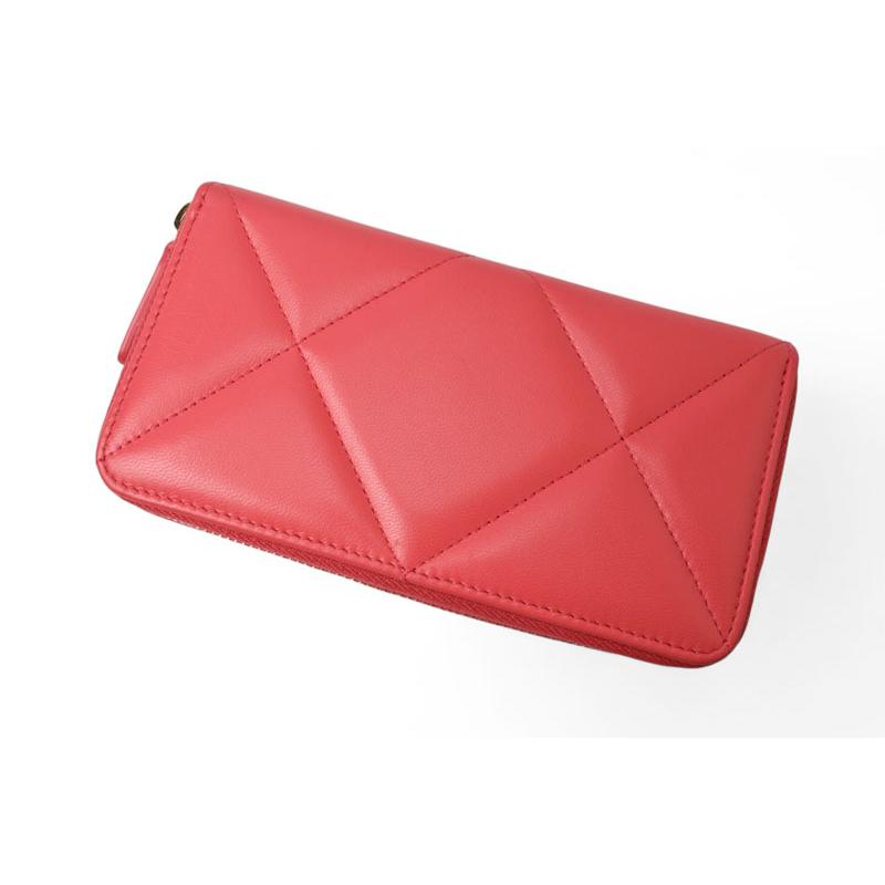 CHANEL（シャネル） 財布/ラウンドファスナー CHANEL 19