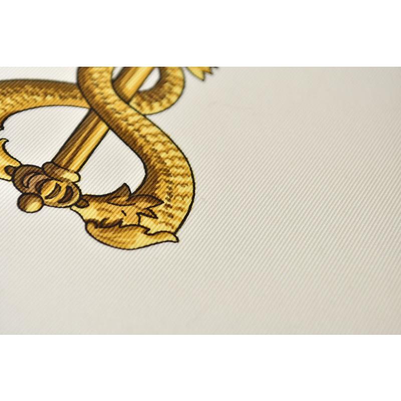 エルメス　HERMES　スカーフ　カレ90　鍵 HERMES エルメス スカーフ カレ90 シルクツイル LES CLES THE