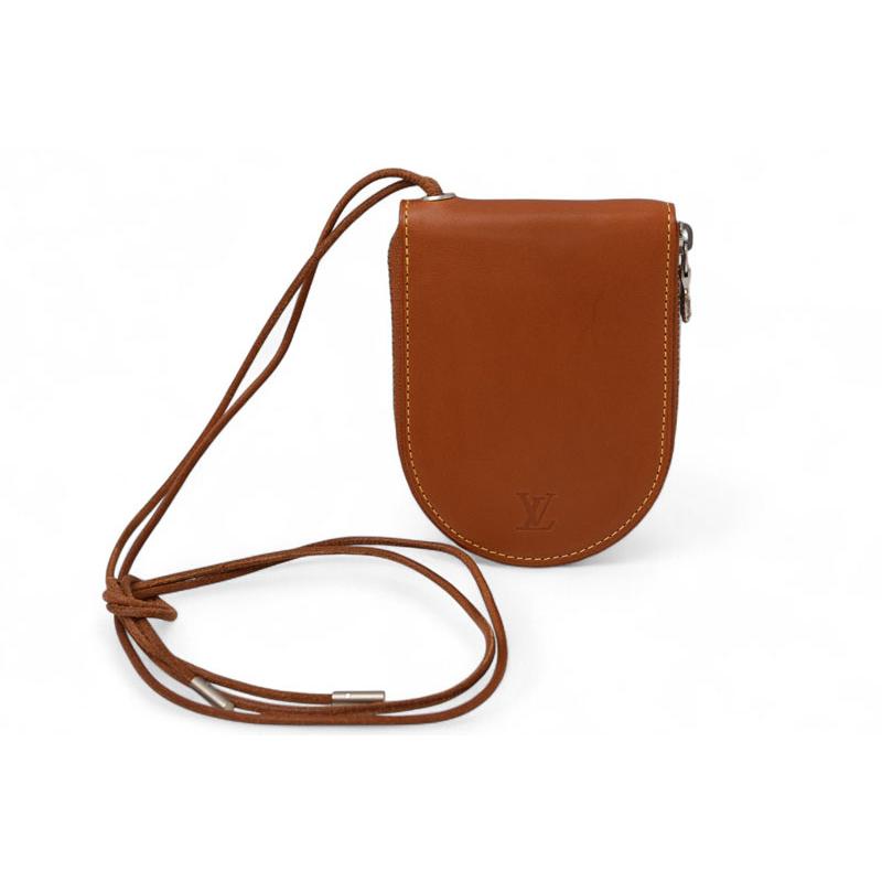 ルイヴィトンLouis Vuitton 2つ折り財布 ノマドライン LOUIS VUITTON（ルイ・ヴィトン） 財布/二つ折り ノマド コンパクト