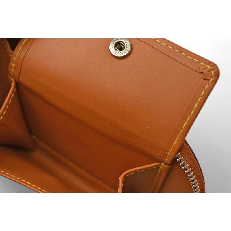 LOUIS VUITTON（ルイ・ヴィトン） 財布/二つ折り ノマド コンパクト