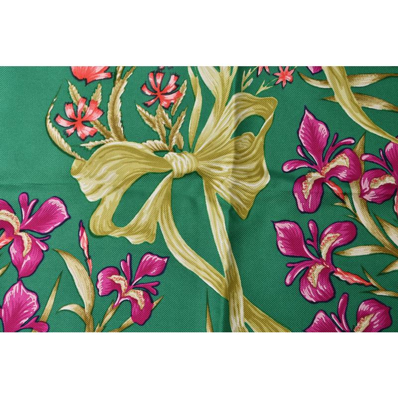 HERMES（エルメス） スカーフ カレ90 シルクツイル 花咲く馬 H.d