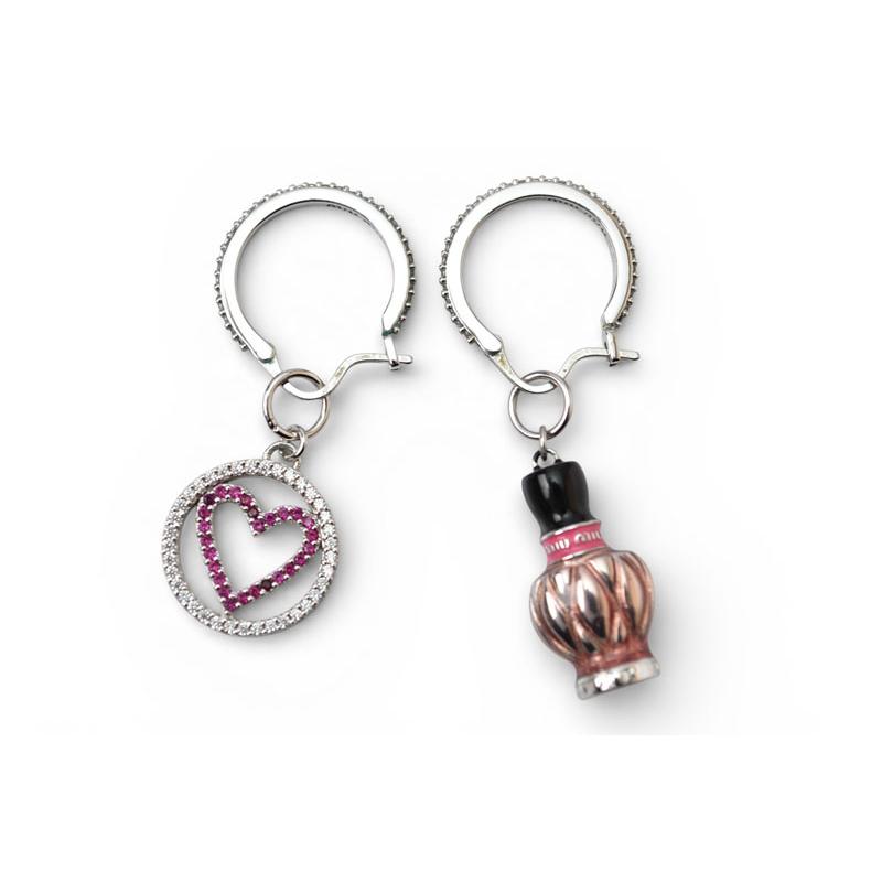 miu miu ハート型クリスタルキーホルダー miu miu（ミュウミュウ） ピアス アクセサリー 香水/ハートモチーフ
