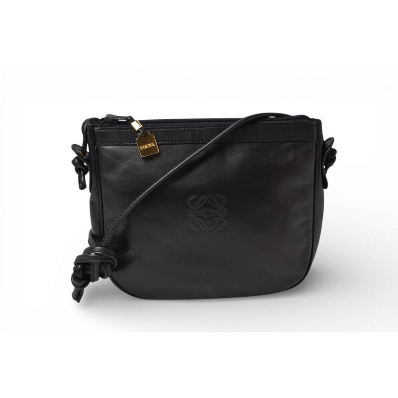 ロエベ loewe アナグラム　レザー　ショルダーバッグ　ビンテージ　黒 LOEWE（ロエベ） ショルダーバッグ ヴィンテージ アナグラム バッグ