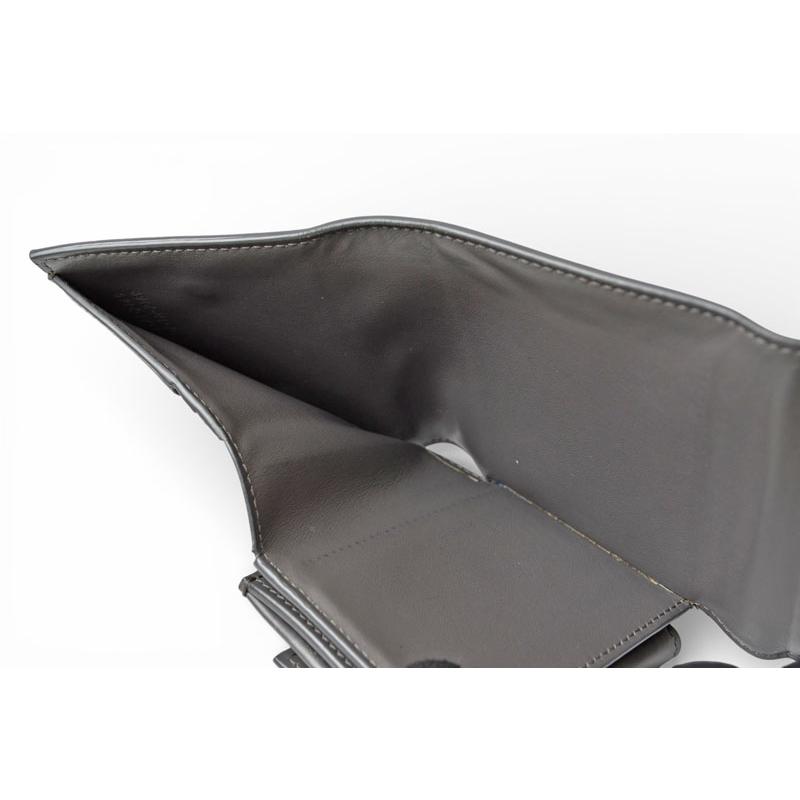 CELINE グレー 三つ折り財布 CELINE（セリーヌ） 財布/ミニ財布 レディース 三つ折り財布 グレー