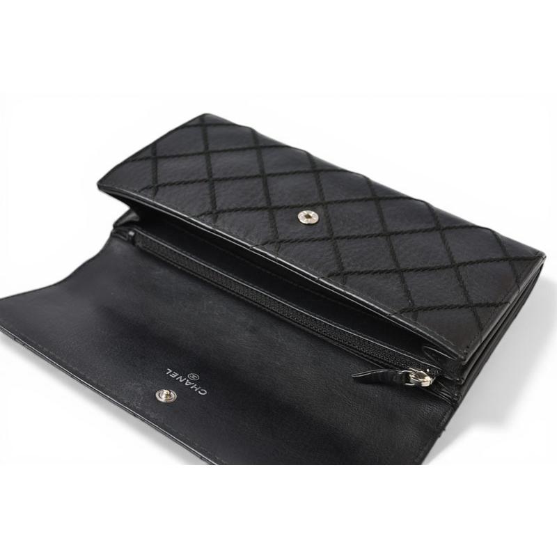 CHANEL（シャネル） 財布 二つ折り 長財布 ワイルドステッチ ブラック