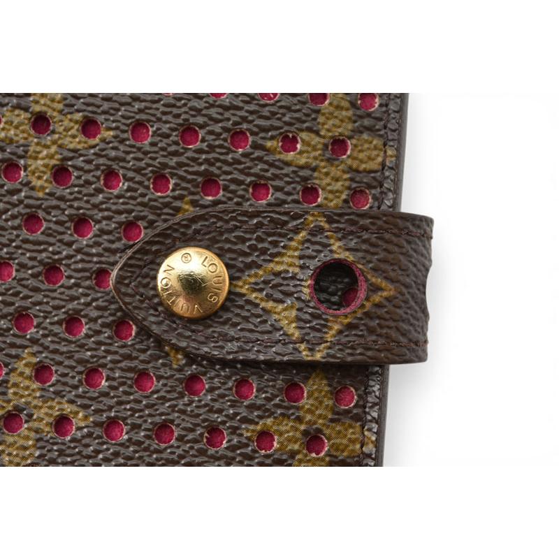 LOUIS VUITTON（ルイ・ヴィトン） 財布/二つ折り 折財布/コンパクト