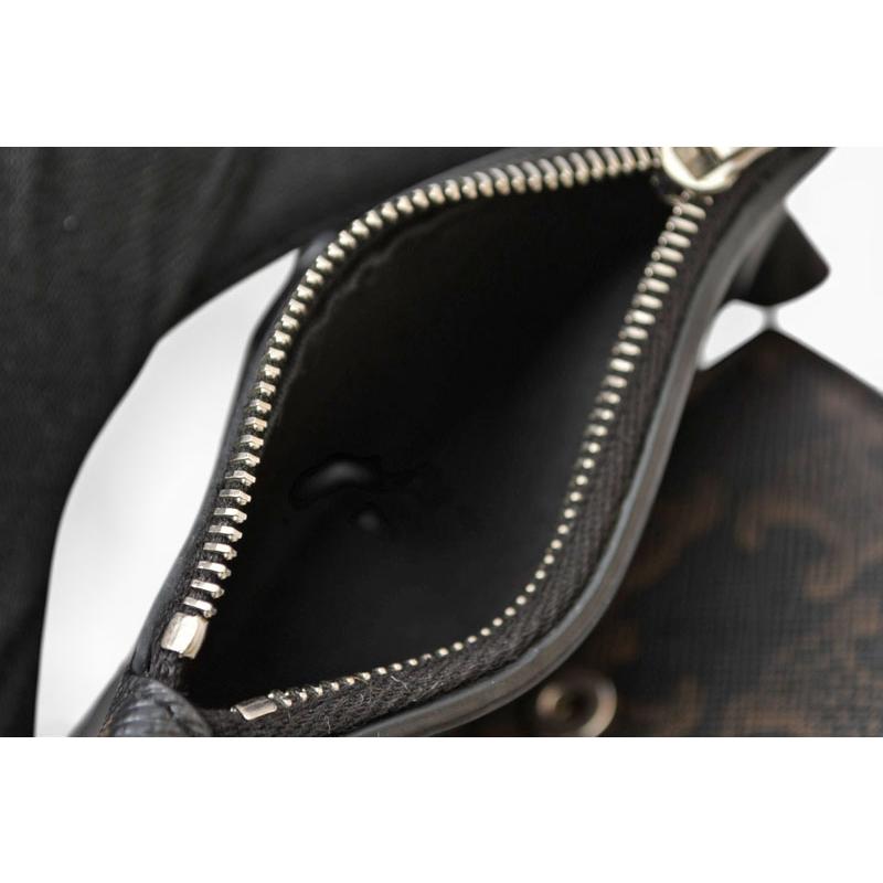セリーヌ 財布/ミニ財布 CELINE 三つ折り財布 ファイン ストラップウォレット/トリオンフキャンバス ブラック/ブラウン【中古】 CELINE（セリーヌ） 財布/ミニ財布 三つ折り財布 ファイン ストラップ