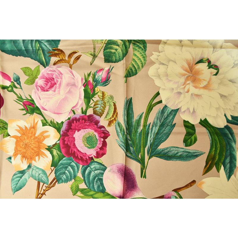 GUCCI（グッチ） スカーフ ヴィンテージ 大判スカーフ フローラ