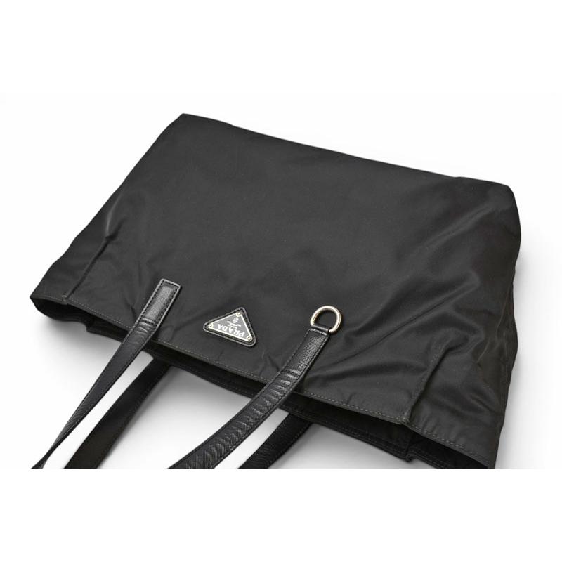 【美品】プラダスポーツ ブラック トートバッグ PRADA（プラダ） トートバッグ バッグ BR3261 ナイロン NERO/ブラック