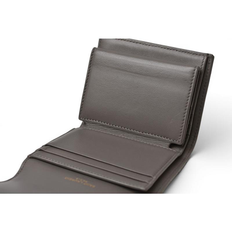 【極美品】サンローラン 三つ折り財布 マルチフォールド 692061 Yves Saint Laurent（イヴ・サンローラン） サンローランパリ 財布