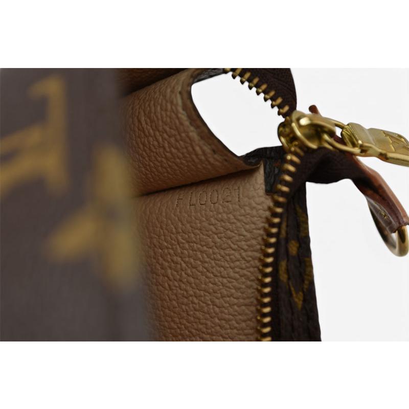 LOUIS VUITTON（ルイ・ヴィトン） 化粧ポーチ/マルチポーチ