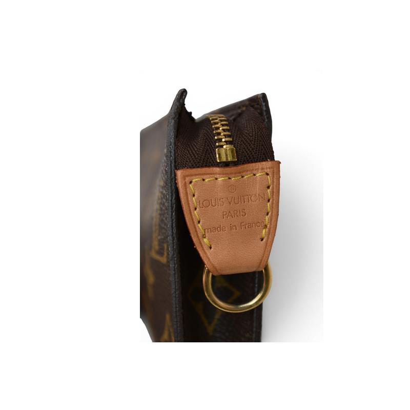 LOUIS VUITTON（ルイ・ヴィトン） 化粧ポーチ/マルチポーチ