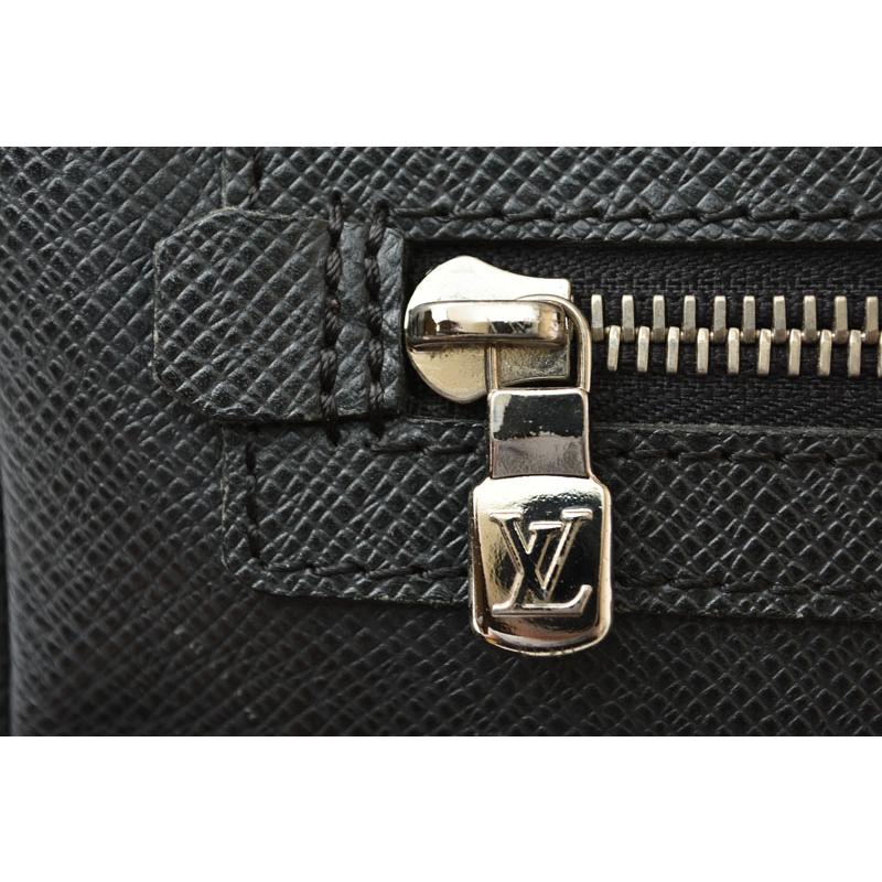 LOUIS VUITTON（ルイ・ヴィトン） セカンドバッグ/クラッチバッグ