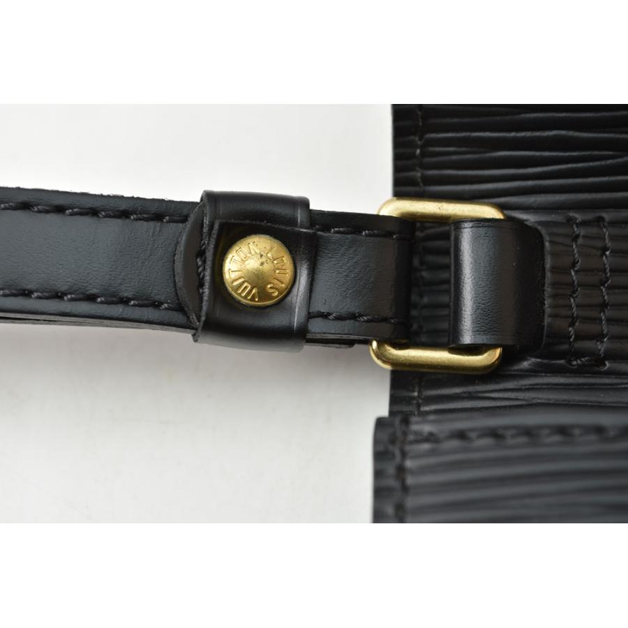 LOUIS VUITTON（ルイ・ヴィトン） セカンドバッグ/クラッチバッグ
