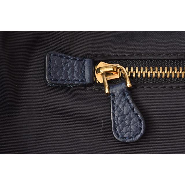 LOEWE ハンドバッグ ネイビー パドロック付き LOEWE（ロエベ） バッグ/セミショルダーバッグ レザー ネイビー