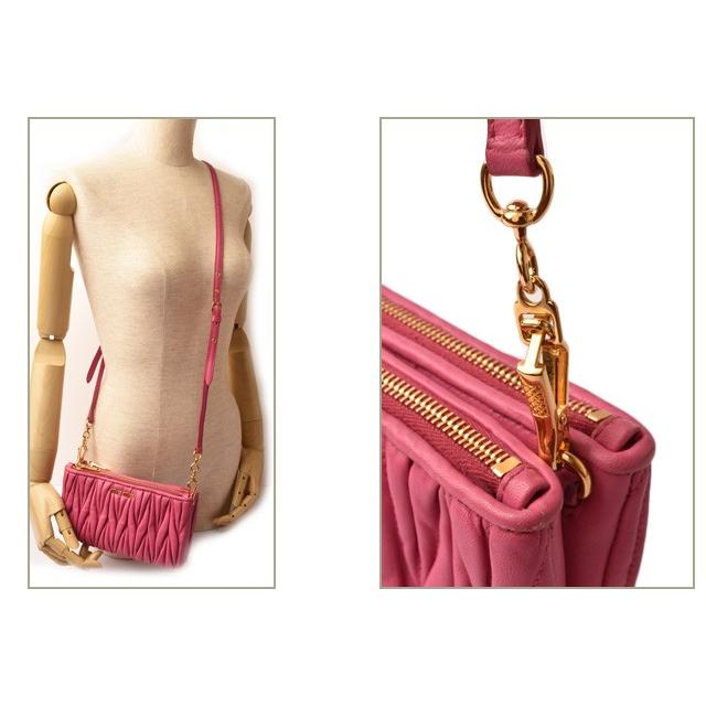 miu miu（ミュウミュウ） ショルダーバッグ/ポーチ miumiu MATELASSE