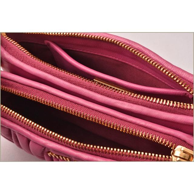 ◆ miu miu MATELASSE レザー ショルダー バッグ ポーチ 財布 miu miu（ミュウミュウ） MIU MIU MATELASSE マテラッセ POUCH WALLET