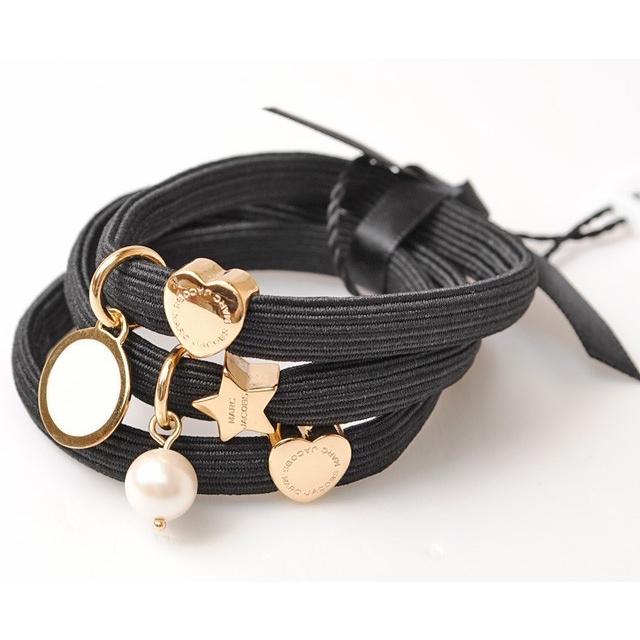 マークジェイコブス ヘアアクセサリー 3連バングル Marc Jacobs ヘアゴム ポニー クリーム パール ブラックマルチ M Mj 16 0112 Import Shop P I T 通販 Yahoo ショッピング