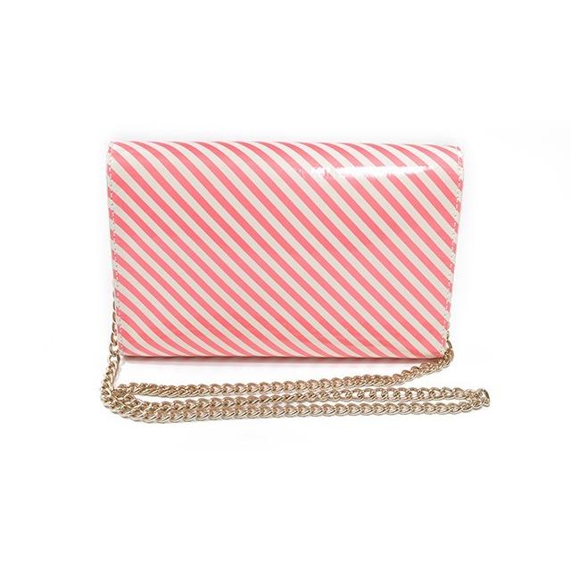 ★新品同様★kate spadeショルダーバッグ ピンク キャリー チェーン kate spade NEW YORK（ケイト・スペード ニューヨーク） ケイト