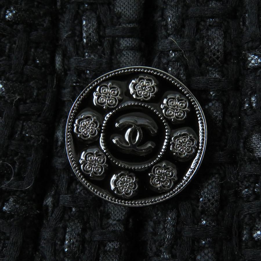 極美品 CHANEL シャネル 16C P53154 ココマークボタン付き 単色 