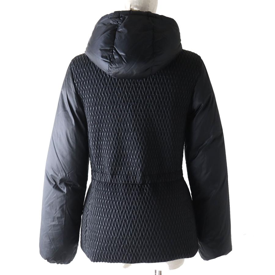 極美品 MONCLER モンクレール 2022年製 CESTREDE ロゴパッチ付き 
