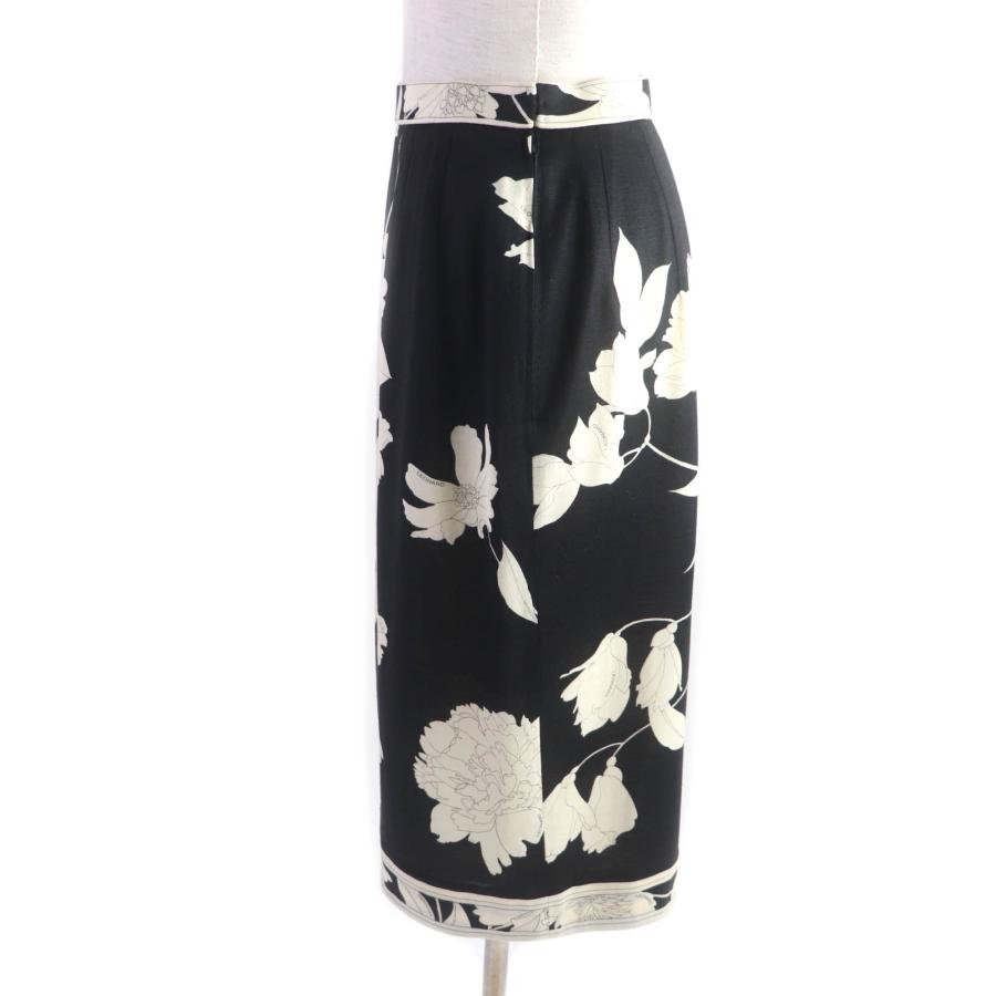 極美品☆レオナール ファッション 0389102・0382100 シルク混 ロゴ 