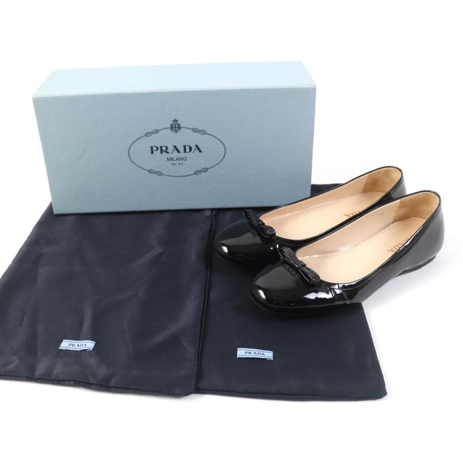 PRADA 美品☆PRADA プラダ ロゴエンボス・リボン付 エナメル PRADA 美品☆PRADA プラダ ロゴエンボス・リボン付 エナメル