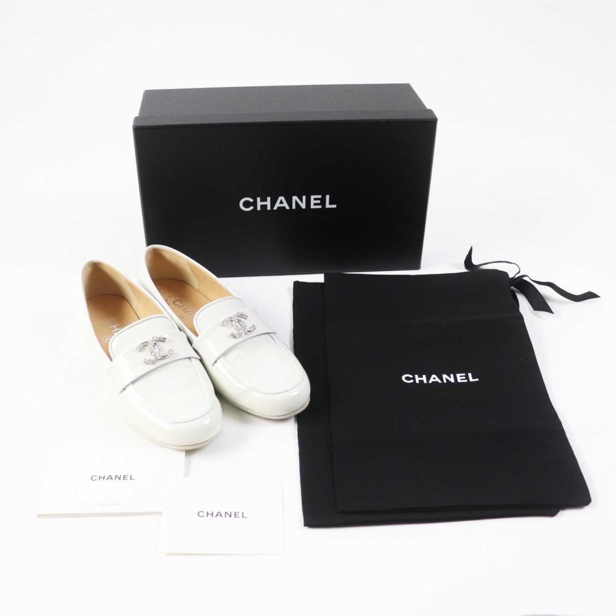 美品◎CHANEL シャネル G36343 ココマーク付き パテントレザー 
