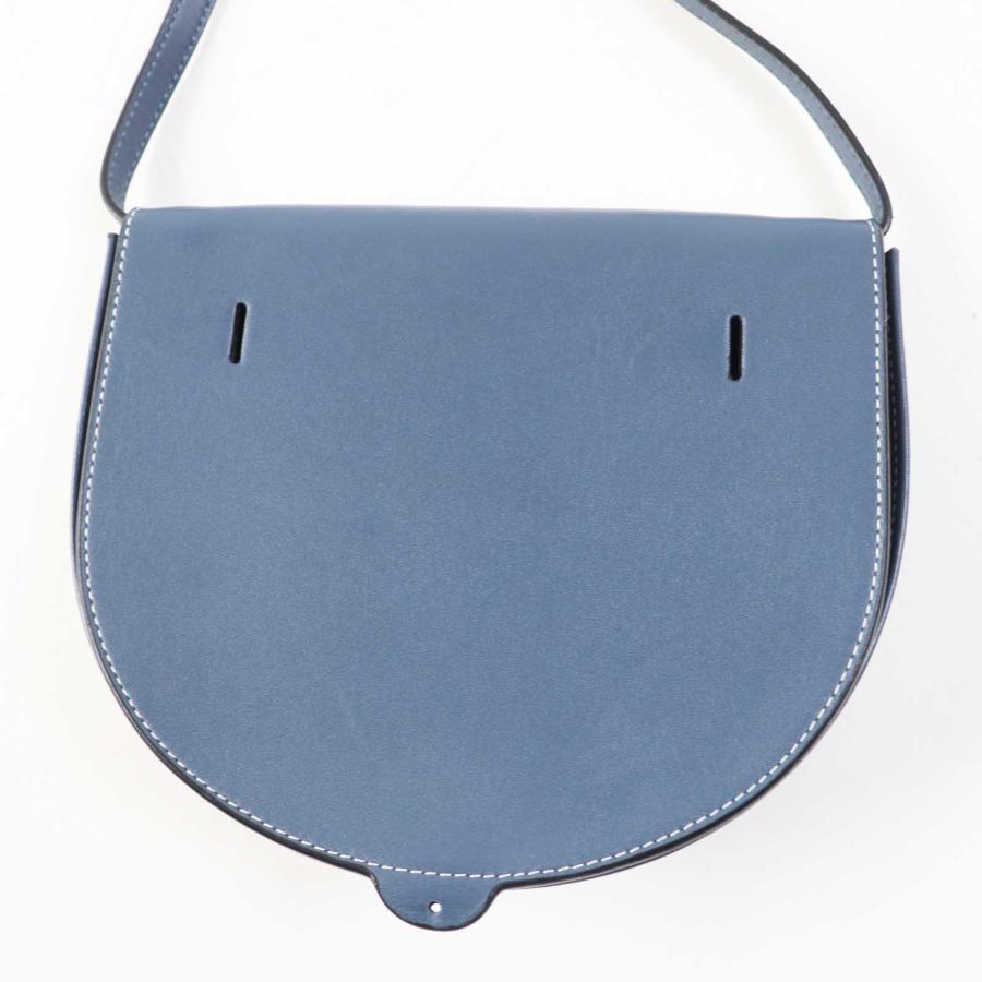 LOEWE 美品◎LOEWE ロエベ アナグラム型押し ヒールポーチ/斜め LOEWE 美品◎LOEWE ロエベ アナグラム型押し ヒールポーチ/斜め