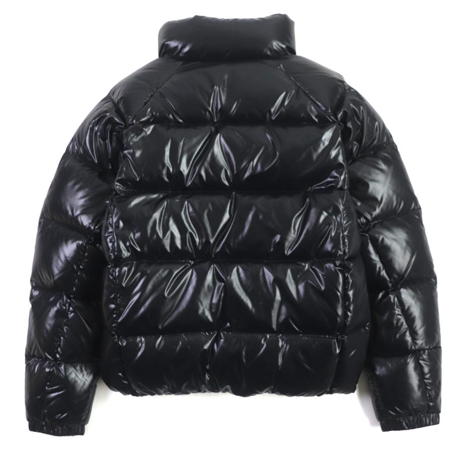 Pyrenex 極美品▽Pyrenex ピレネックス YANNICK ヤニック ハーフ Pyrenex 極美品▽Pyrenex ピレネックス YANNICK ヤニック ハーフ