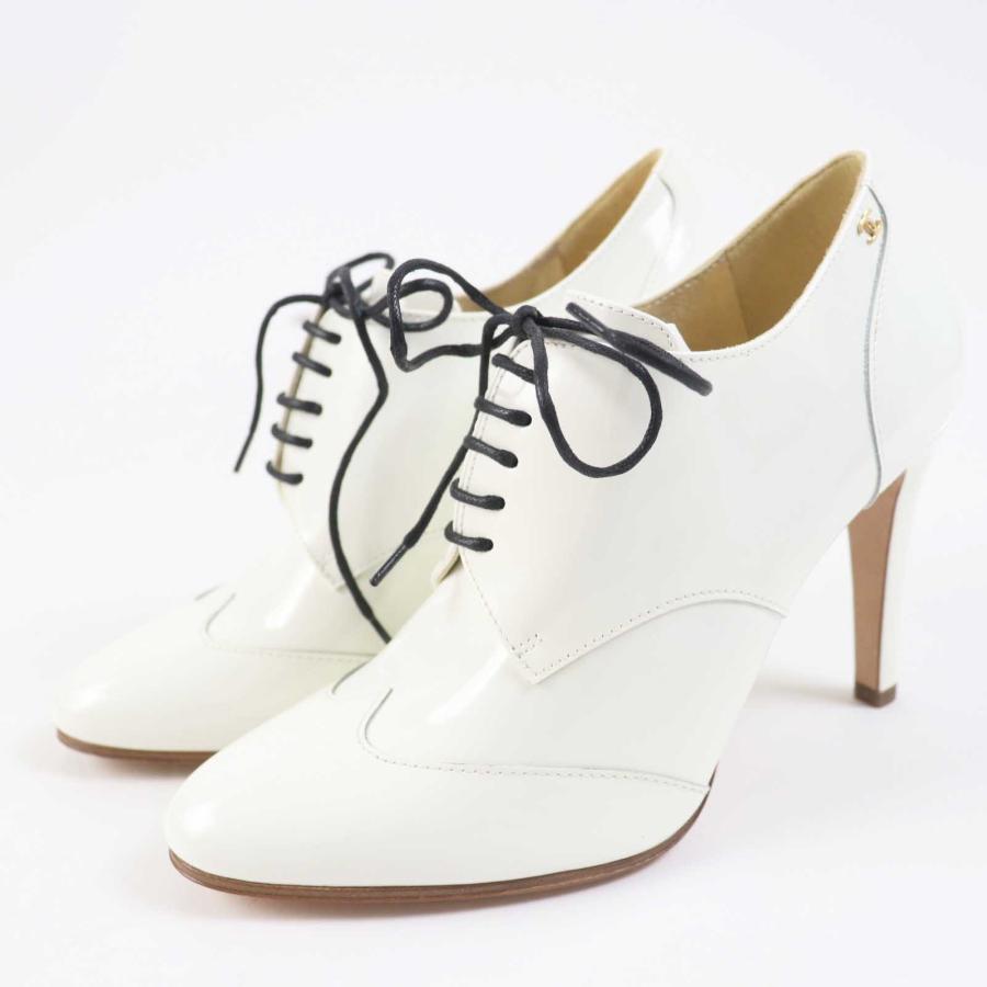 未使用品◎CHANEL シャネル 17A G33057 ココマーク付き レースアップ パテントレザー ブーティ ホワイト ゴールド金具 36 箱付き 伊製 CHANEL（シャネル） 未使用品◎CHANEL 17A G33057 ココマーク付き