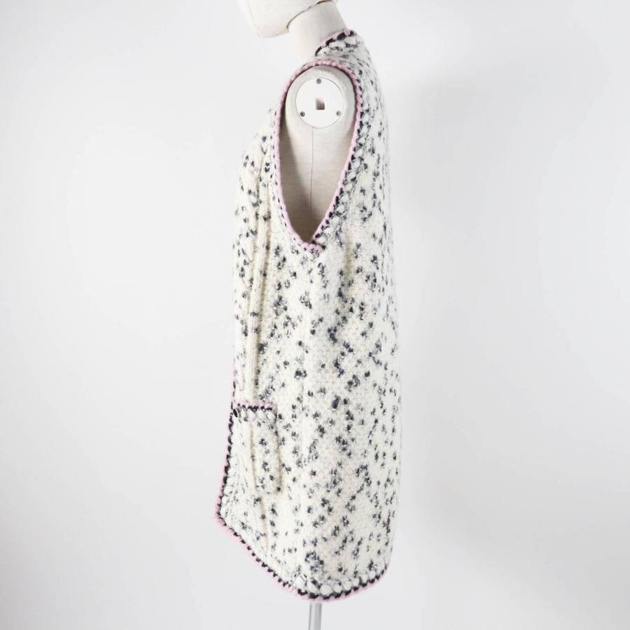 極美品◎CHANEL シャネル 2021年製 21A P71038 カシミヤ混 ランウェイ着 ロング丈 ニットベスト エクリュ ブラック ゴールド ピンク 36の画像